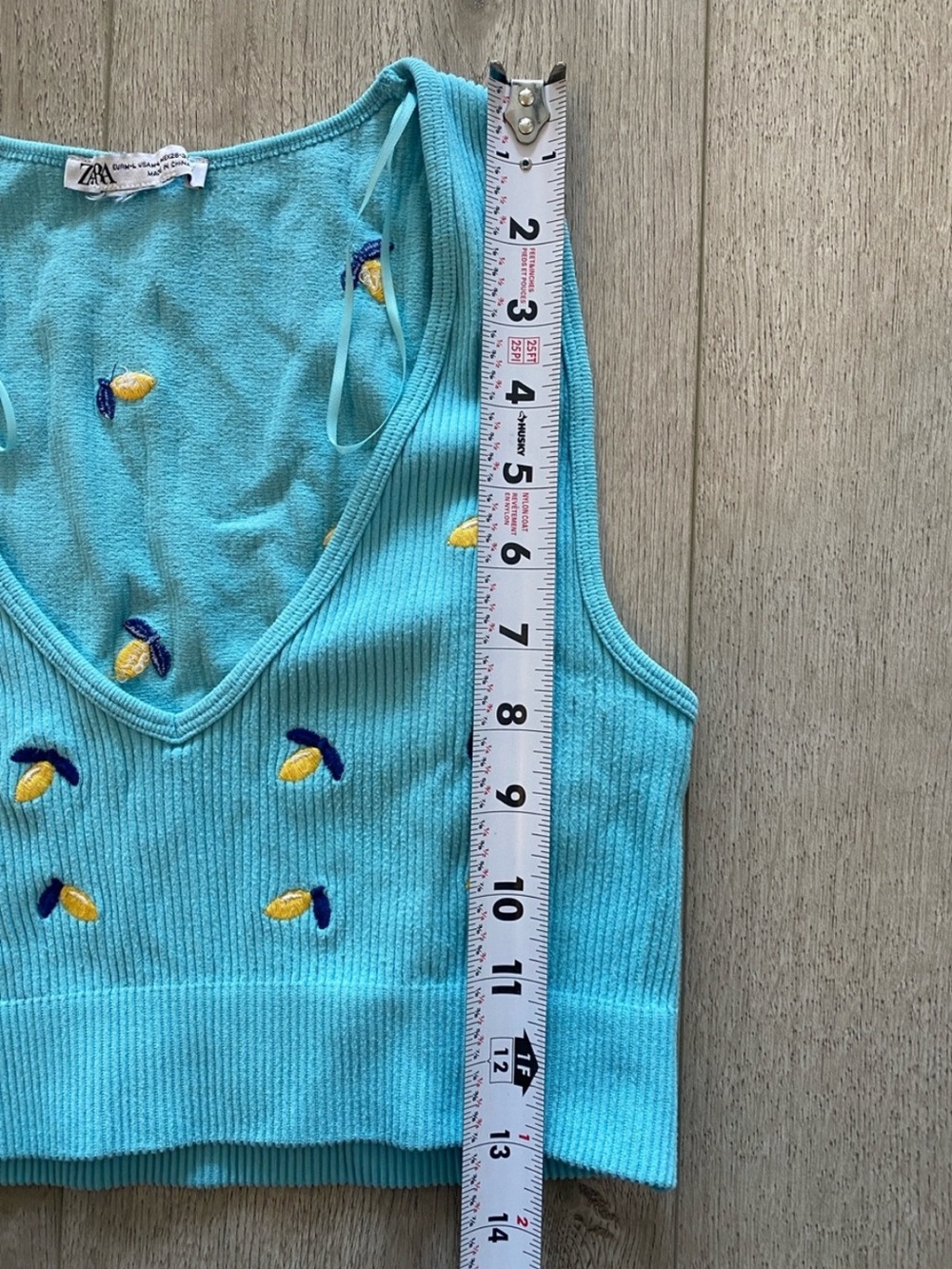 🌞3️⃣ Crop Top Tank Bundle (M) Pink Knit, Aqua Embroidered Lemons, +Black Aritzia - Picture 9 of 14